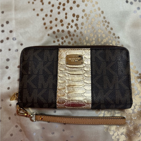 Michael Kors gold and brown monogram wallet clutch - Picture 1 of 5